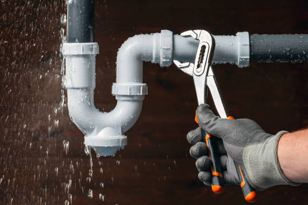 Professional Gas Line Repair technician working in Black Creek, WI